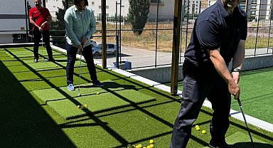 Pursaklar Belediye Başkanı Çetin spor tesislerini gezdi