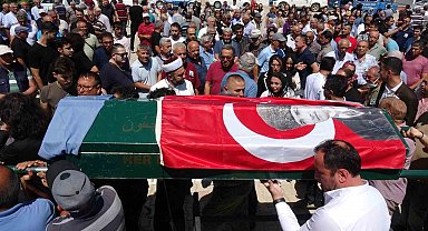 Sevgilisi tarafından öldürülen Derya öğretmen Karaman'da toprağa verildi