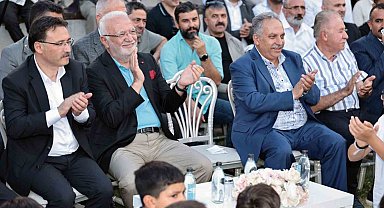 Vali Çiçek'ten Başkan Yalçın'a ERVA Övgüsü: "İyi ki varsın başkanım"
