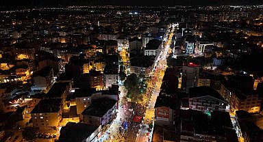 Zaferin 102. yılında Niğde'de fener alayı düzenlendi