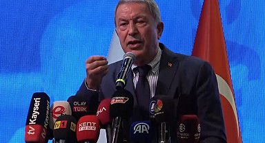 Akar: "Eğitim ve öğretimi anlamayanlar var. Eğitim ayrı şey, öğrenim ayrı şey"