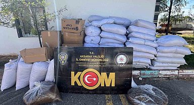 Aksaray'da 2 buçuk ton kaçak tütün ele geçirildi