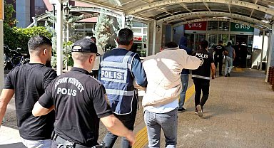 Aksaray'da kapora dolandırıcıları operasyonla yakalandı
