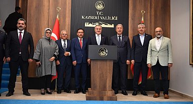 Bakan Aşkın Bak'tan Kayseri Valiliği'ne ziyaret