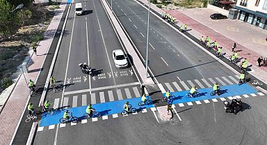 Başkan Altay: "Konya'da çocuklar çevre dostu ve güvenli ulaşım modeliyle okullarına gidiyor"