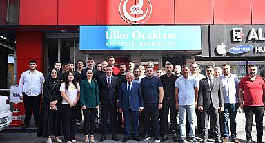 Başkan Büyükkılıç'tan Ülkü Ocakları'na ziyaret