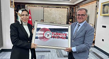 Başkan Özdoğan'a Asuman Erdoğan'dan ziyaret