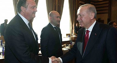Cumhurbaşkanı Erdoğan, Beşiktaş Jimnastik Kulübü Başkanı Arat ve sporcuları kabul etti
