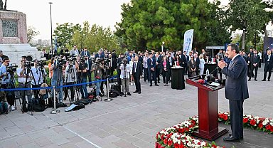 Cumhurbaşkanı Yardımcısı Yılmaz: "Eylül ayı enflasyonuyla birlikte 40'lı rakamları göreceğimizi tahmin ediyoruz. Yılsonu itibarıyla da yüzde 41,5 gibi bir beklentimiz var"