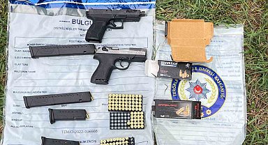 EGM, İstanbul'da DEM Parti'nin ilçe binasını kurşunlayan şüphelinin yakalandığını bildirdi