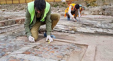 Konya merkezde gün yüzüne çıkarılan 5. yüzyıla ait mozaik ve eserler turizme kazandırılıyor