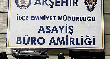 Polisin operasyon yaptığı araçta tabanca ve mermi ele geçirildi