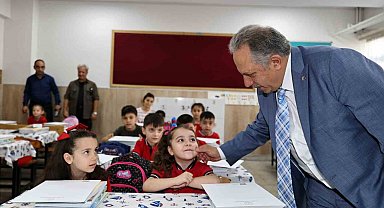 "Çocuklarımızı geleceğimizin güvencesi olarak görüyoruz"