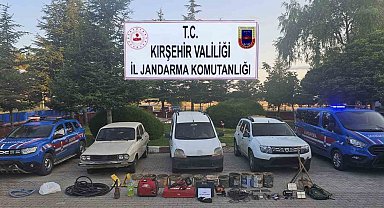 Tarihi eser kaçakçılarına jandarma operasyonu