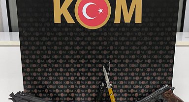 Tarihi eserleri yurt dışına çıkaramadan yakalandı