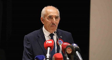 Turkovac'ı geliştiren profesöre 'eğitimin ahisi' kaftanı giydirildi