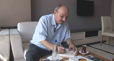 Ülkücü Hareket'in önemli isimlerinden Şenocak, 1980 İhtilali öncesi ve sonrasında yaşadıklarını kitaplaştırdı