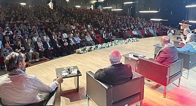 Yazar Yusuf Kaplan: "Gazze'de soykırım varsa bunun nedeni orada olmadığımız içindir"