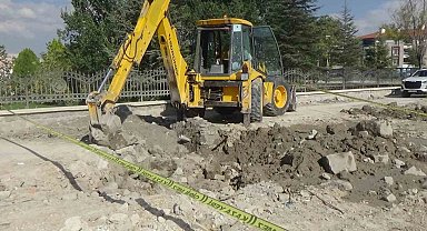 Yıkım çalışması yapılan alanda kemikler bulundu