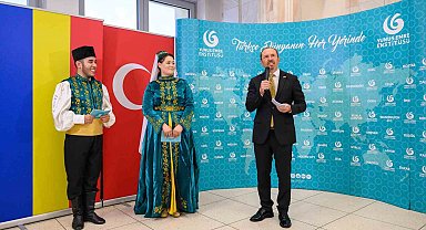 Yunus Emre Enstitüsü yeni dönemine Romanya Parlamento Sarayında organize ettiği "Türk Kültür Ayı" etkinlikleriyle başladı