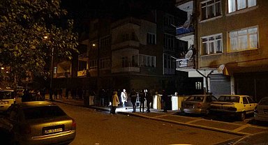 4 emniyet personelini bıçakla yaralayan şahsı etkisiz hale getiren polislerin duruşması başladı