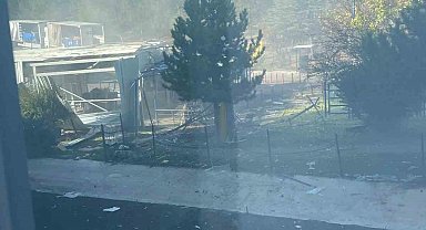 Ankara'nın Kahramankazan ilçesinde bulunan Türk Uçak Sanayii Anonim Ortaklığı Tesisi önünde patlama meydana geldi.