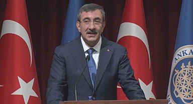 Cumhurbaşkanı Yardımcısı Yılmaz: "Türkiye çapında yurtlarımızın yatak kapasitesini 1 milyonun üzerine çıkaracağız"