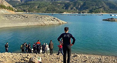 Karaman'da baraj gölüne giren 17 yaşındaki genç boğuldu
