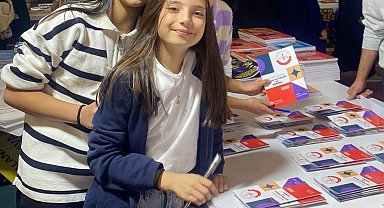Kayseri Kitap Fuarı'ndaki genç yazarlardan anlamlı proje