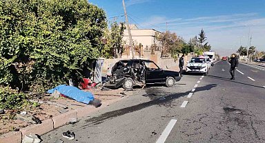 Kayseri'de kaza yapan Tofaş perte çıktı: 1 ölü, 3 yaralı