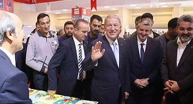 Milli Savunma Komisyonu Başkanı Hulusi Akar: "Kültürün ve medeniyetin yaşatılmasında kitapların önemli bir rolü var"