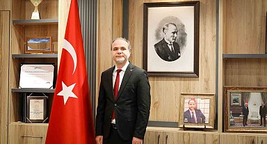 Rektör Uslu: "Emanete sahip çıkan yeni nesiller yetiştirme gayretindeyiz"