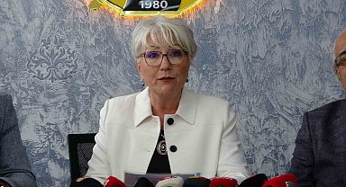 Sema Karaoğlu: "Anayasamızın ilk dört maddesi, Cumhuriyetimizin ve demokrasimizin teminatıdır"