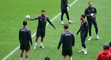 A Milli Takım, Karadağ maçının hazırlıklarını sürdürdü