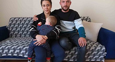 Babaannesi ve dedesi tarafından kaçırıldığı iddia edilen 1.5 yaşındaki çocuk ailesine teslim edildi