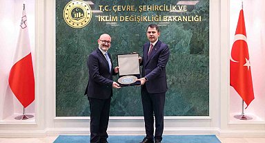 Bakan Kurum: "Deprem bölgesinde yıl sonuna kadar 200 bin konutu teslim edeceğiz"