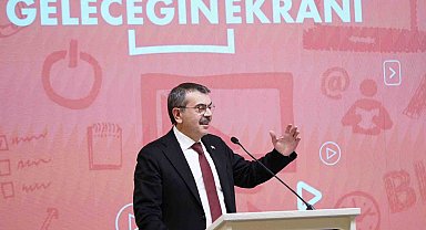 Bakan Tekin: "Siber güvenlik konusunda toplumun korunmaya muhtaç bütün kesimlerinin korunabileceği bir yasal metin hazırlığı içerisindeyiz"