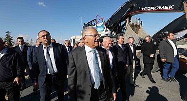 Başkan Büyükkılıç: "Hizmetten hizmete koşuyoruz"