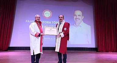 Başkan Uğur İbrahim Altay'a Hatay'da fahri doktora verildi