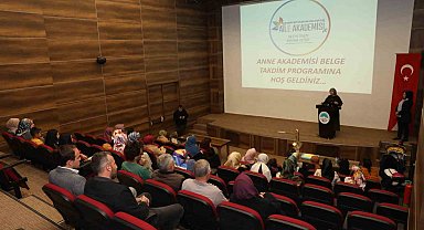 Büyükşehir Aile Akademisi'nde eğitim tamamlandı