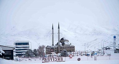 Erciyes'te kar kalınlığı 50 santimi buldu, hazırlıklar hızlandı
