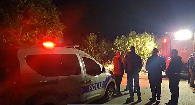 İzmir'in Selçuk ilçesinde elektrik sobasının devrilmesi sonucu çıkan yangında dumandan etkilenen 5 kardeş hayatını kaybetti.