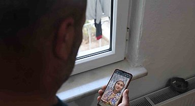 Kayıp 14 yaşındaki kızın babasının gözü çocuğundan gelecek güzel haberde