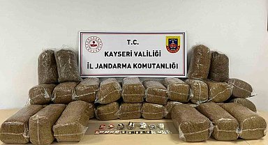 Kayseri'de 183 kilo bandrolsüz tütün ele geçirildi