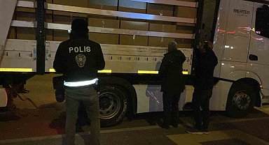 PTS alarmı veren tır polisi harekete geçirdi