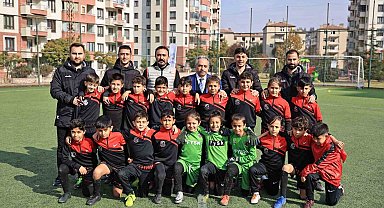 Talas'ta Öğretmenler Günü Futbol Turnuvası