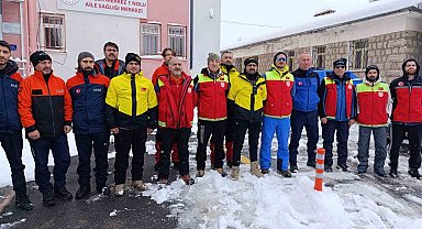 Yaylada mahsur kalan çoban 24 saatte kurtarıldı