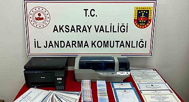 32 suç kaydı bulunan suç makinesi sahte kimlik basarken yakalandı