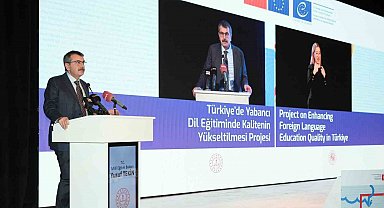 Bakan Tekin: "Türkiye'deki yabancı dil öğretiminin de ciddi bir şekilde farklılaşacağına inanıyorum"