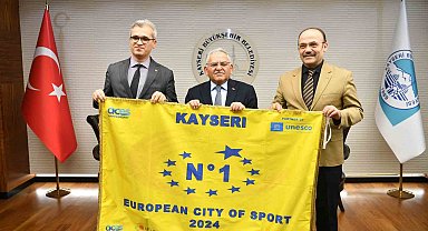 Başkan Büyükkılıç: "Avrupa spor şehri Kayseri, Altın Bayrak'la taçlandı
